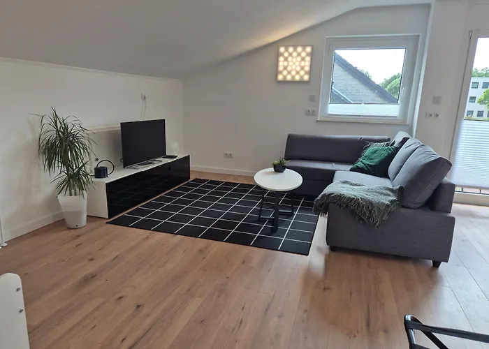 Ruhige 1-zimmer Einliegerwohnung Mit Kueche Und Bad In Grossburgwedel Burgwedel (Lower-Saxony)